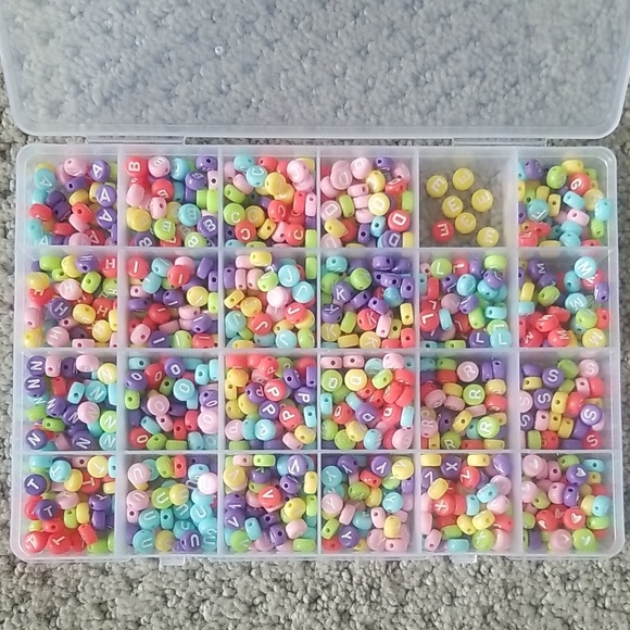 Colorful Bead and String Craft Set - Picture 4 of 7